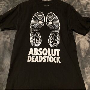 Dissizit Nike Dunks Jordan 1 Graphic Tee Medium Kicks Black